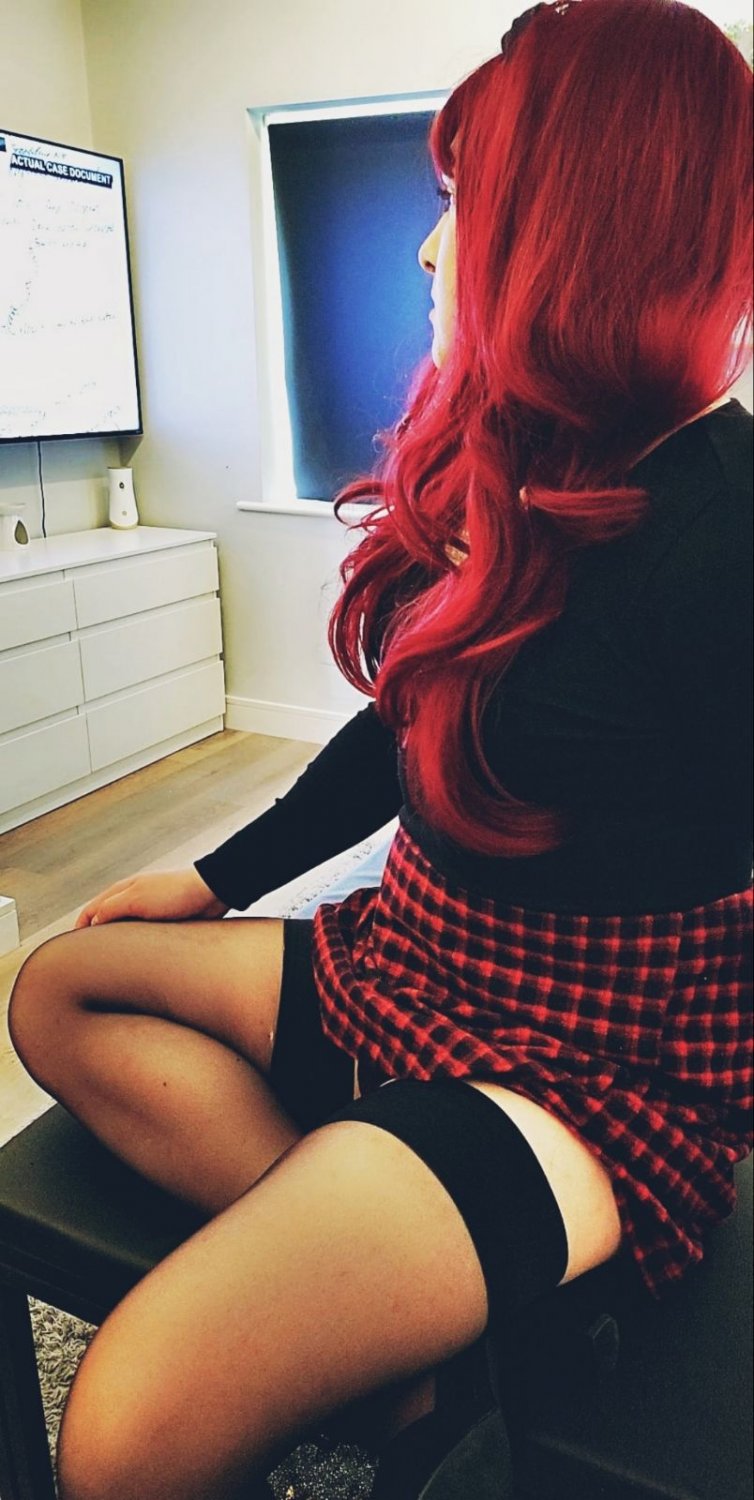 Kik ZeeDares she loves to be exposed for the sissy slut she is #YRQ0ujVR